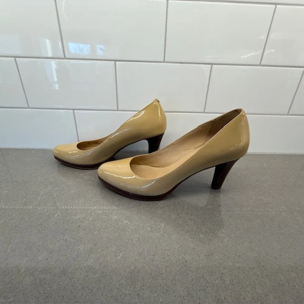 Women Cole Haan Margot Pump II Nougat Beige Patent Leather Wood 3